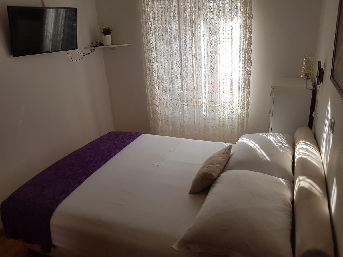 Apartment Varos Zadar Eksteriør bilde